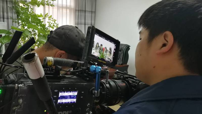剧本杀式体验：黄岛区广告片拍摄公司构建沉浸式消费决策路径